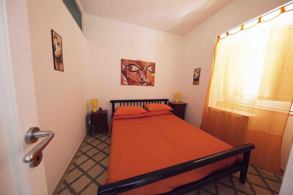 Apartamento Gioeni 23 Cefalú Habitación foto